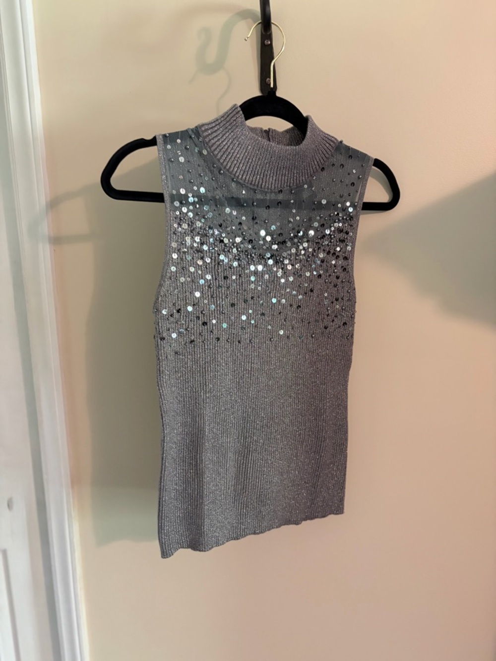 Lauren Michelle Gray Sequin Mock Neck Sleeveless Top